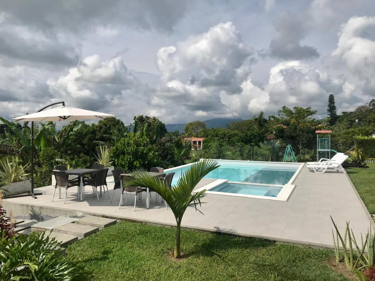 Torcaza Casa De Campo Quimbaya Kültér fotó